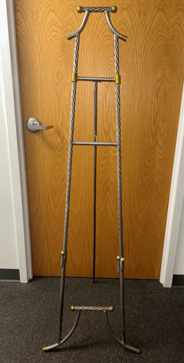 Silver and Gold Easel 5 ft.